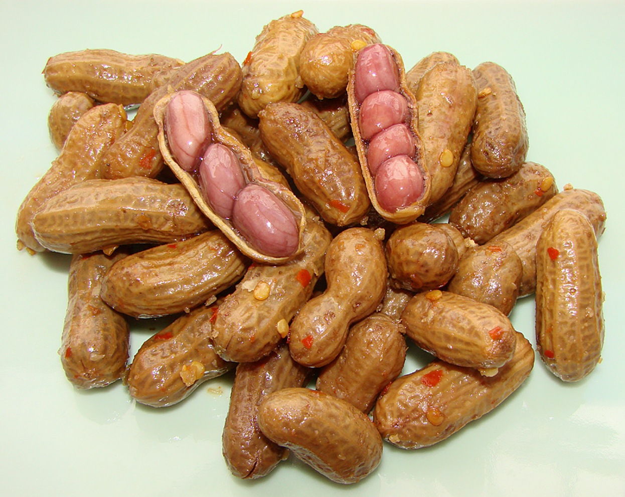 Арахис орех или боб. Арахис Боб. Boiled Peanuts. Арахис это орех или бобовые. День любителей арахиса.
